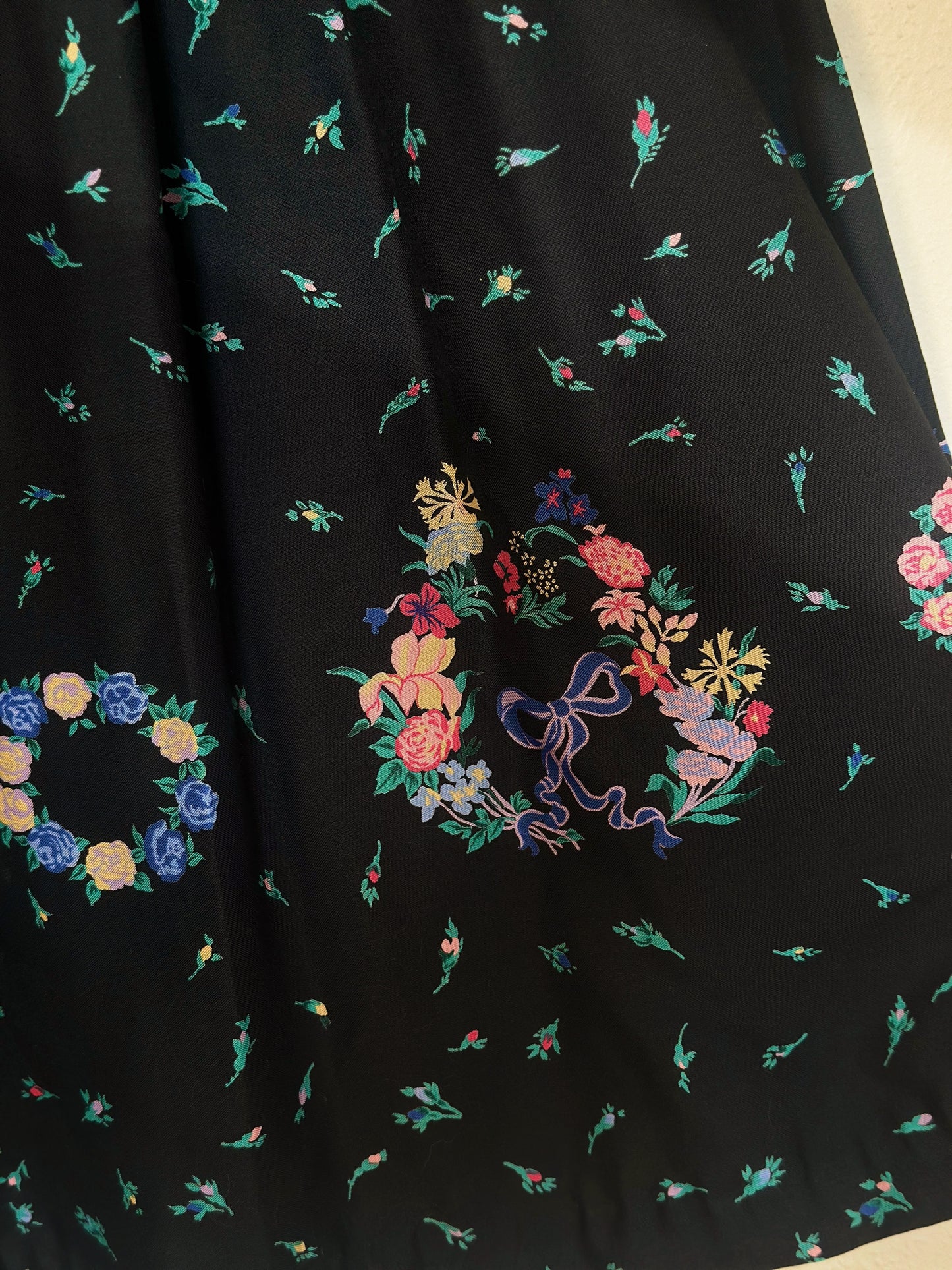 1990s Eagle's Eye Floral Skirt