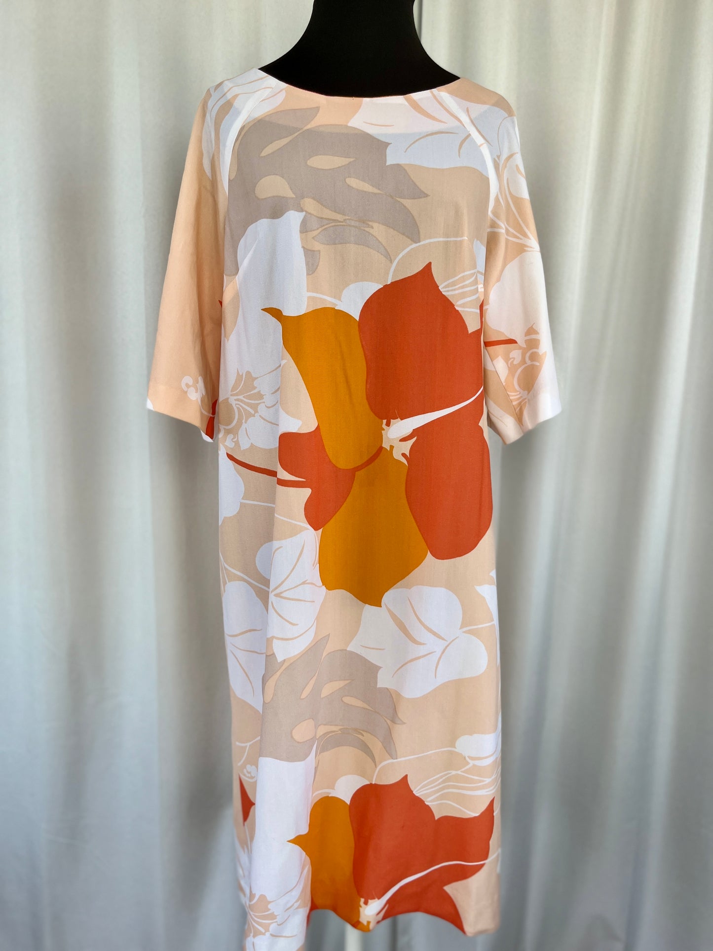 70s Malihini Hawaii Dress